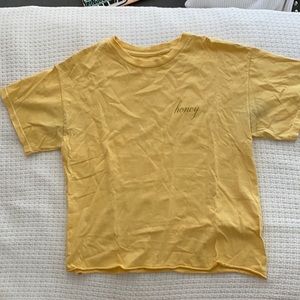 Brandy Melville: Honey t-shirt, size: s-m, color: golden yellow